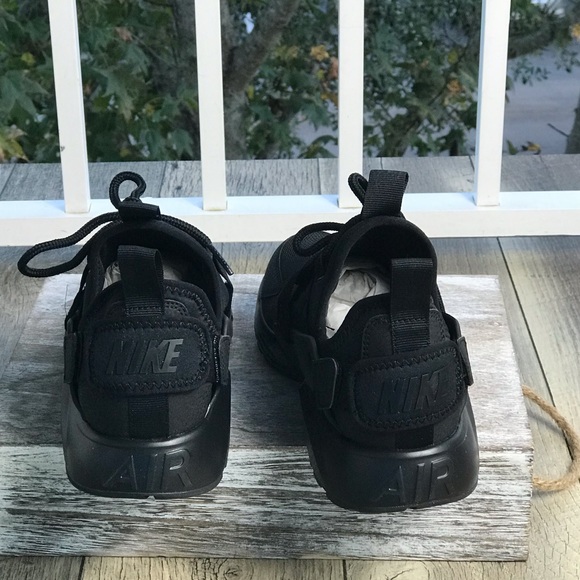 NWT Nike Air Huarache City Low Black WMNS - Picture 4 of 7